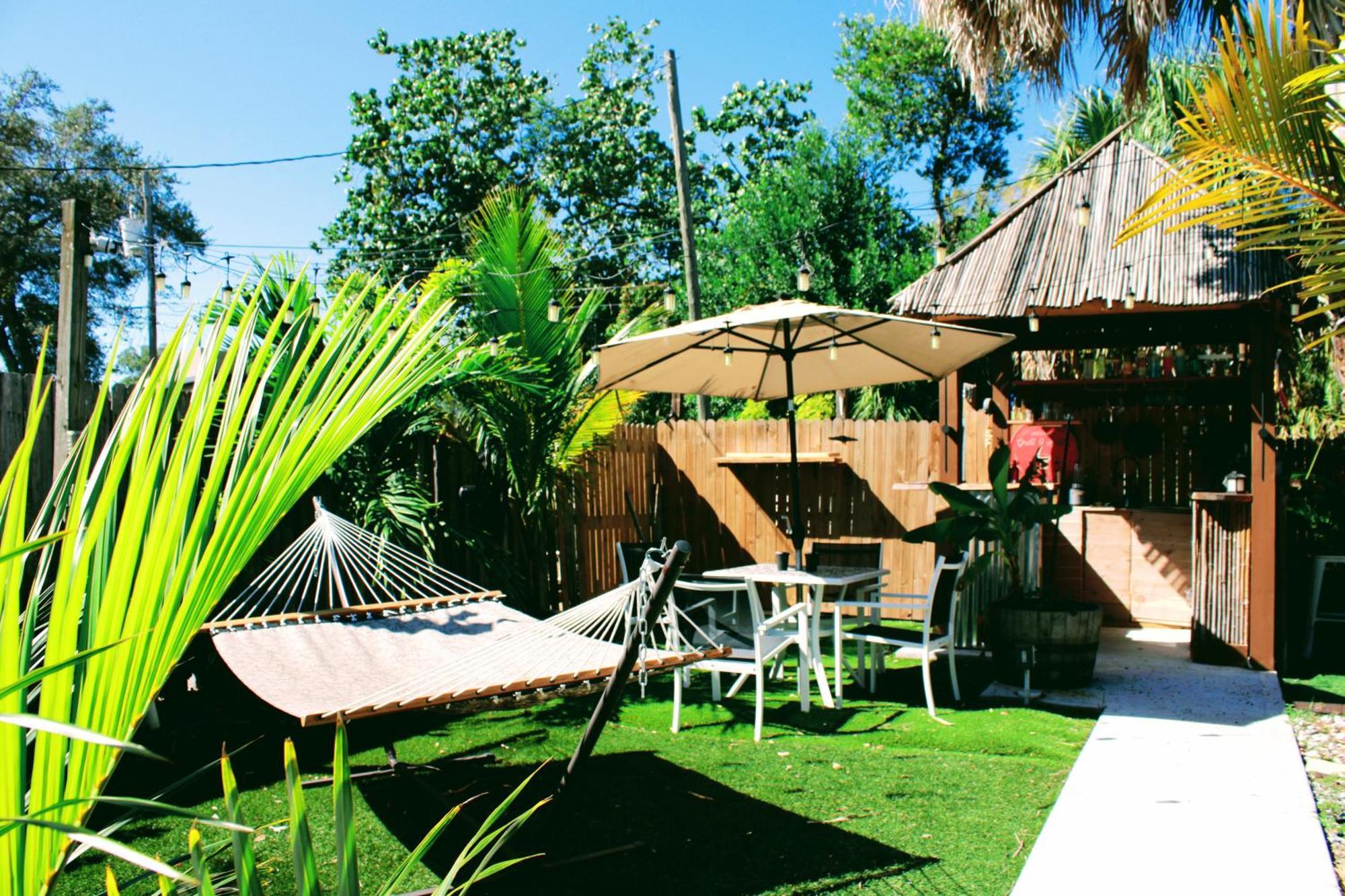 World Solo Travel'S Welcomed At St Pete Home St. Petersburg Bagian luar foto